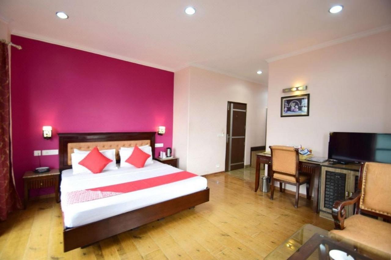 Goroomgo Marc Shimla Near Mall Road - Luxury Room - Excellent Service - Ample Parking - Best Hotel In Shimla Luaran gambar