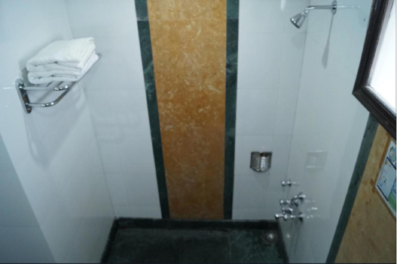 Goroomgo Marc Shimla Near Mall Road - Luxury Room - Excellent Service - Ample Parking - Best Hotel In Shimla Luaran gambar